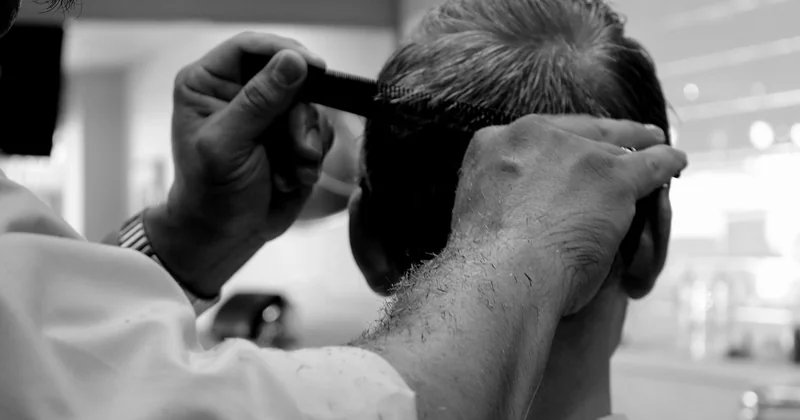 Comment demander un mulet à son coiffeur (et ne pas repartir déçu)